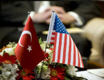 حول موقف تركيا والولايات المتحدة من سوريا