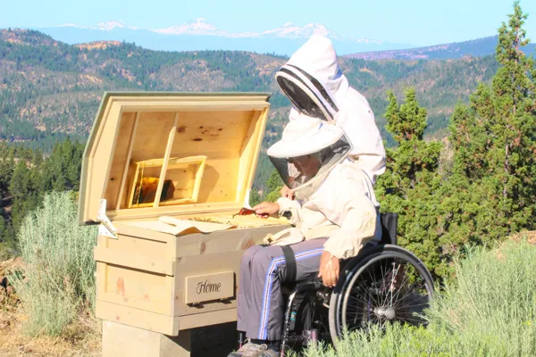 Who can be a Beekeeper