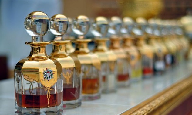 عطور زمان